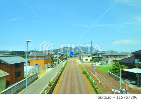 JR東日本越後線寺泊駅から吉田駅までの車窓風景(2022年夏) 115767806