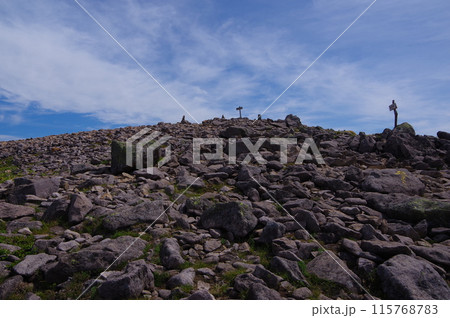 浅間連峰の中の東篭の塔山の山頂下の様子 浅間連峰の中の東篭の塔山の山頂下の様子 115768783