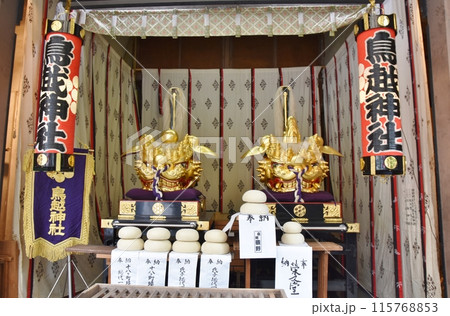 鳥越神社の獅子頭　東京 115768853