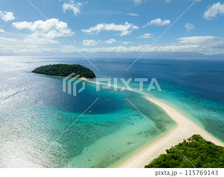 Beach with white sandbar and transparent clear water and waves. Romblon Island. Romblon, Philippines. 115769143