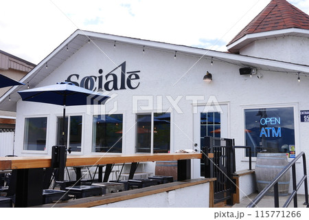 カナダ湖畔の町ペンティクトン 115771266