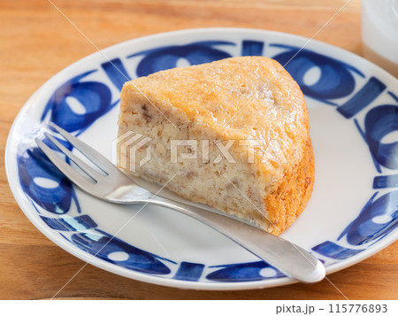 皿の上のバナナブレッド 115776893