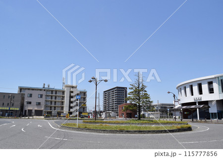 千葉県 袖ケ浦駅南口の街並み 115777856