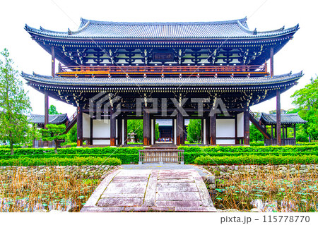 京都、東福寺の国宝三門 京都、東福寺の国宝三門 115778770