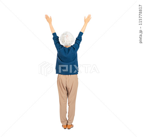バンザイするシニア女性の後ろ姿 手作業で精密に切り抜いた背景透過全身写真PNG バンザイするシニア女性の後ろ姿 手作業で精密に切り抜いた背景透過全身写真PNG 115778817