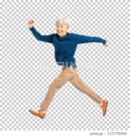 ジャンプするシニア女性　手作業で精密に切り抜いた背景透過全身写真PNG 115778840
