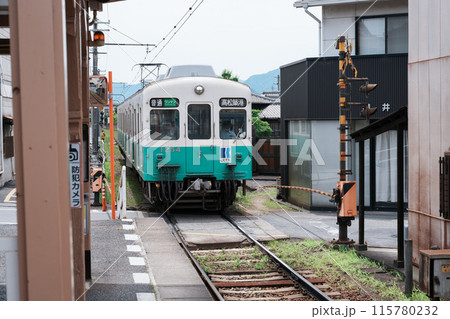 ことでん(高松琴平電鉄)長尾線・池戸駅 ことでん(高松琴平電鉄)長尾線・池戸駅 115780232