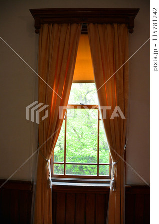 威風堂々たる明治期の西洋風館「旧函館区公会堂」・内観 威風堂々たる明治期の西洋風館「旧函館区公会堂」・内観 115781242