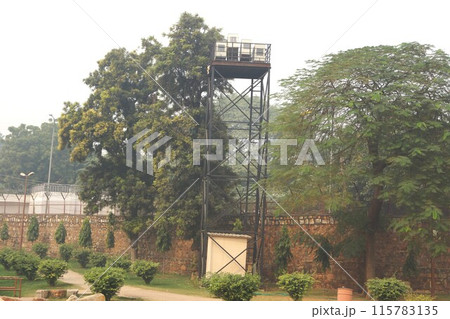 インド デリー クトゥブ･ミナールの風景 115783135