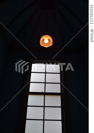 威風堂々たる明治期の西洋風館「旧函館区公会堂」・内観 威風堂々たる明治期の西洋風館「旧函館区公会堂」・内観 115783415