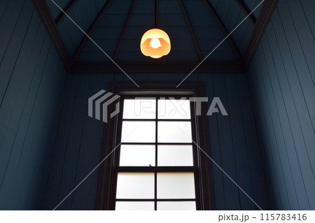 威風堂々たる明治期の西洋風館「旧函館区公会堂」・内観 威風堂々たる明治期の西洋風館「旧函館区公会堂」・内観 115783416