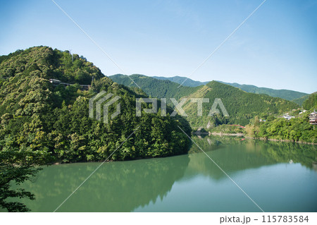 十津川温泉(二津野ダム湖)　【奈良県十津川村】 115783584
