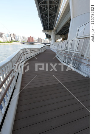 竪川水門テラス連絡橋 2024年5月 竪川水門テラス連絡橋 2024年5月 115783821