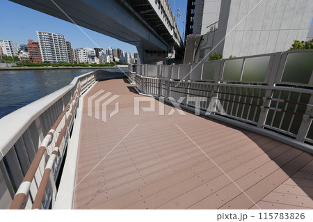 竪川水門テラス連絡橋　2024年5月 115783826