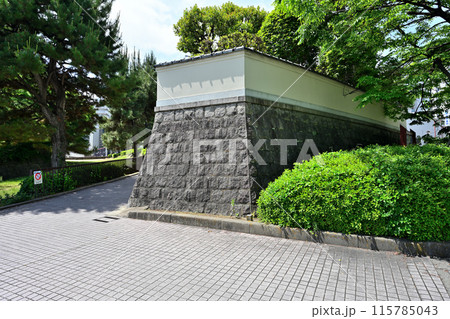 伊丹氏・荒木村重が居城 摂津「有岡城」の現在の様子 伊丹氏・荒木村重が居城 摂津「有岡城」の現在の様子 115785043