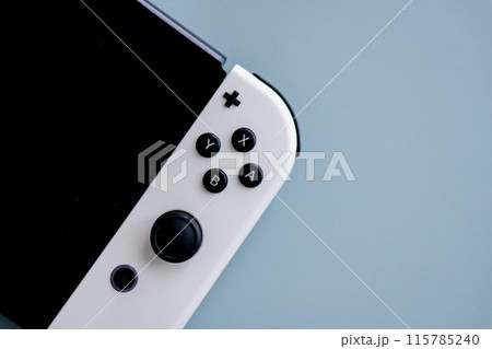 ポータブルゲーム機 ポータブルゲーム機 115785240