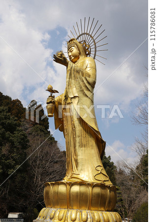 寶珠山 大観音寺　三重県津市 115786081