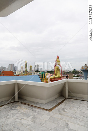 タイ　バンコク　ワットパクナム 115787028