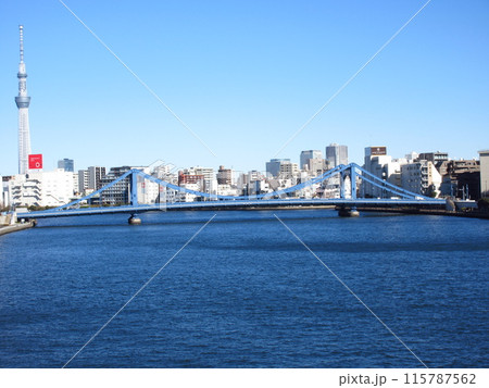 隅田川にかかる「清洲橋」 115787562
