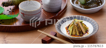 ツーンと辛い 本わさび（生山葵）の醤油漬け わさびのシャキシャキの食感がおもしろい一品 115787613