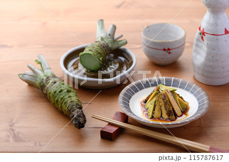 ツーンと辛い 本わさび（生山葵）の醤油漬け わさびのシャキシャキの食感がおもしろい一品 115787617