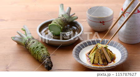 ツーンと辛い 本わさび（生山葵）の醤油漬け わさびのシャキシャキの食感がおもしろい一品 115787627