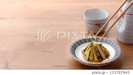 ツーンと辛い 本わさび（生山葵）の醤油漬け わさびのシャキシャキの食感がおもしろい一品 115787643