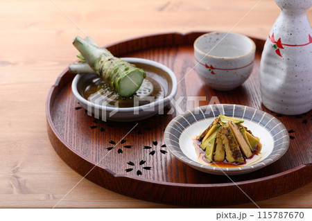 ツーンと辛い 本わさび（生山葵）の醤油漬け わさびのシャキシャキの食感がおもしろい一品 115787670