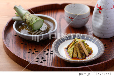 ツーンと辛い 本わさび(生山葵)の醤油漬け わさびのシャキシャキの食感がおもしろい一品 ツーンと辛い 本わさび(生山葵)の醤油漬け わさびのシャキシャキの食感がおもしろい一品 115787671