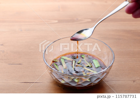 わさびの醤油漬け 115787731