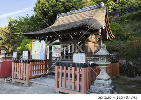白髭神社の境内　若宮社　横構図2 115787843