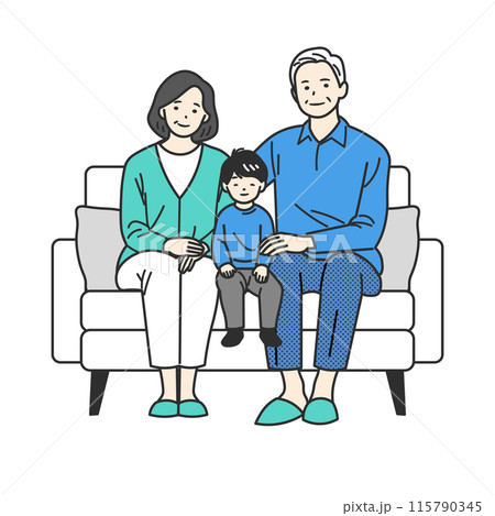 ソファに座る男の子とシニア夫婦の家族 ソファに座る男の子とシニア夫婦の家族 115790345