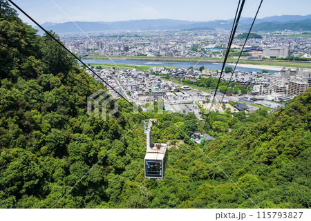 金華山ロープウェー《上り下りすれ違い》 金華山ロープウェー《上り下りすれ違い》 115793827