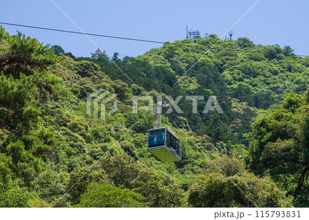 金華山ロープウェーと岐阜城 115793831