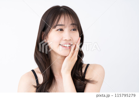 若い女性のビューティ 115795279