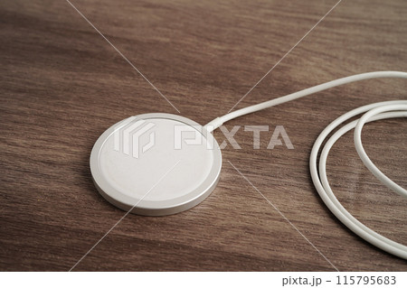 Wireless charger, magnetic charging modern equipment of mobile phone. 115795683