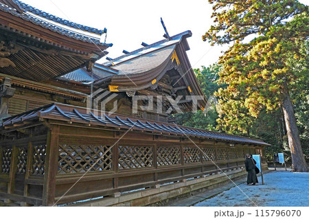 箭弓稲荷神社の本殿【埼玉県東松山市】 115796070