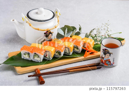 Philadelphia roll sushi with salmon, prawn, avocado, cream cheese. Sushi menu. Japanese food. 115797263