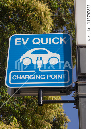 EV QUICK 115797838