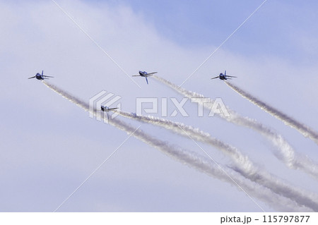 ブルーインパルス　航空自衛隊　戦闘機　飛行機 115797877