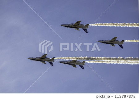ブルーインパルス　航空自衛隊　戦闘機　飛行機 115797878