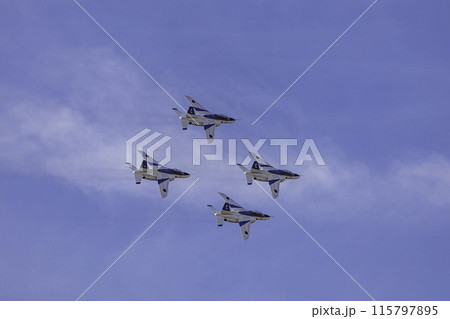 ブルーインパルス　航空自衛隊　戦闘機　飛行機 115797895