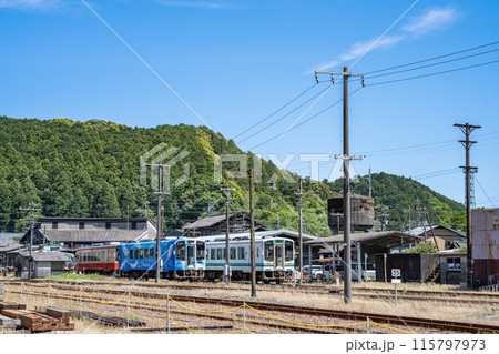 天竜浜名湖鉄道の天竜二俣駅前の風景(静岡県) 115797973