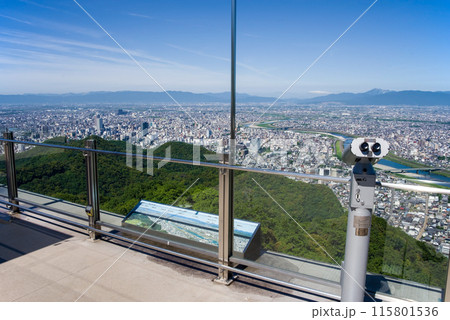 《ぎふ金華山ロープウェー》展望台から見た岐阜市街の絶景 115801536