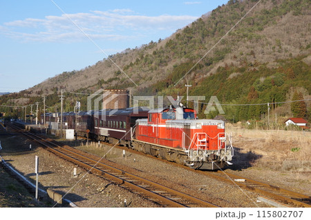 山口線 篠目駅 DD51試運転発車 山口線 篠目駅 DD51試運転発車 115802707