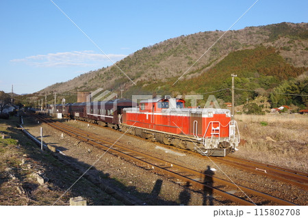 山口線 篠目駅 DD51試運転発車 山口線 篠目駅 DD51試運転発車 115802708