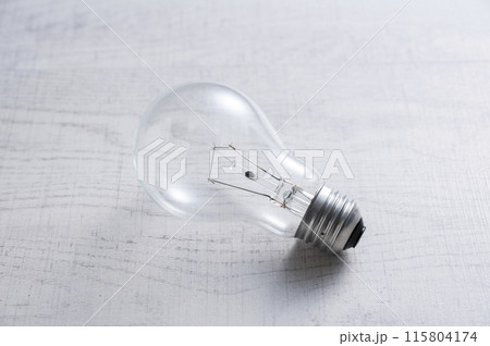 白熱電球 115804174