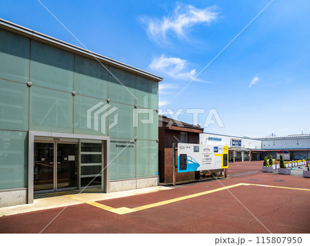日の出客船ターミナル入口（日の出桟橋・日の出ふ頭） 115807950
