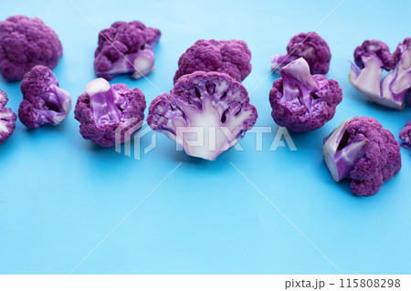 Purple cauliflower on blue background. 115808298