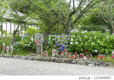 矢田寺(奈良県)味噌なめ地蔵 矢田寺(奈良県)味噌なめ地蔵 115808907